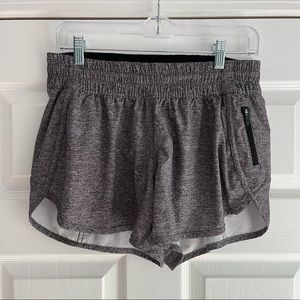 lululemon tracker short 4”